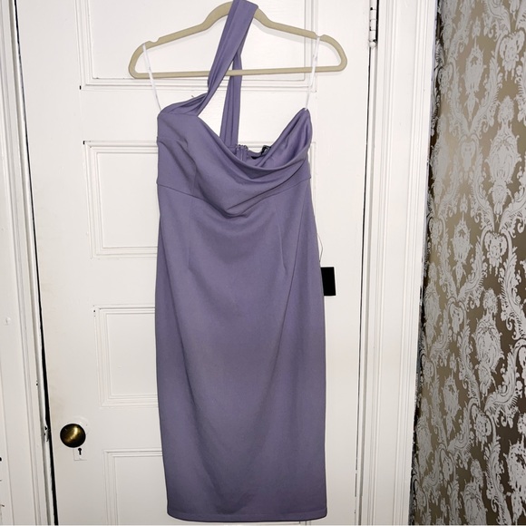 Hold Your Attention Lilac Lavender One-Shoulder Sleeveless Midi Dress - NWT - Picture 2 of 5